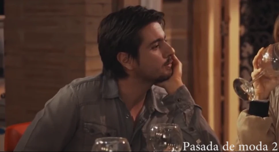 Antonio · Pasada de moda 2
