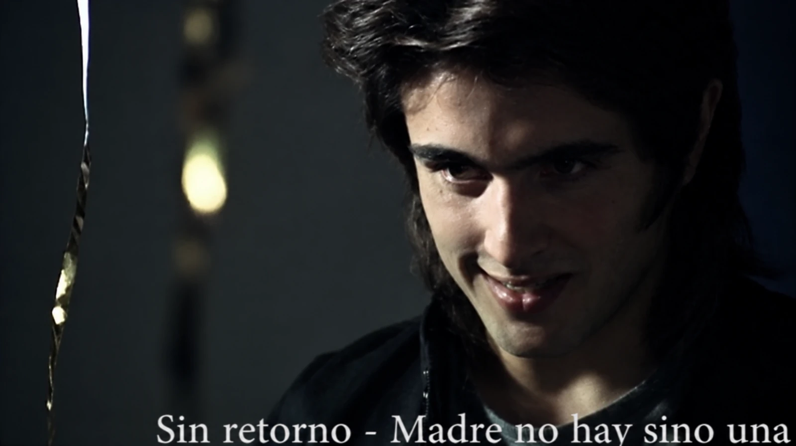 Simón · Sin retorno · Madre no hay sino una